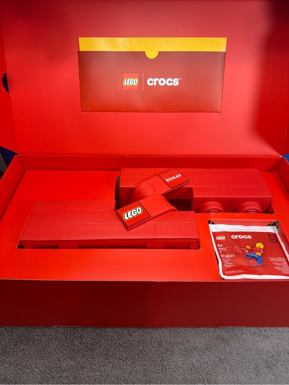 Crocs LEGO 🔥
BRAND NEW - Picture 8 of 15